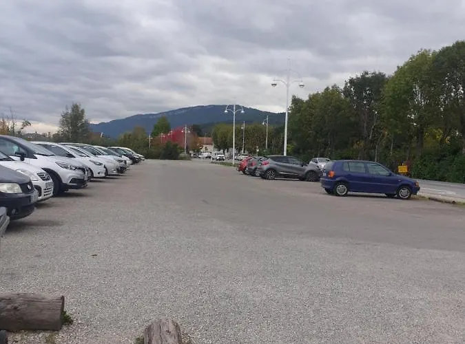 게스트하우스 Meuble Au Rdc , Proche 3*