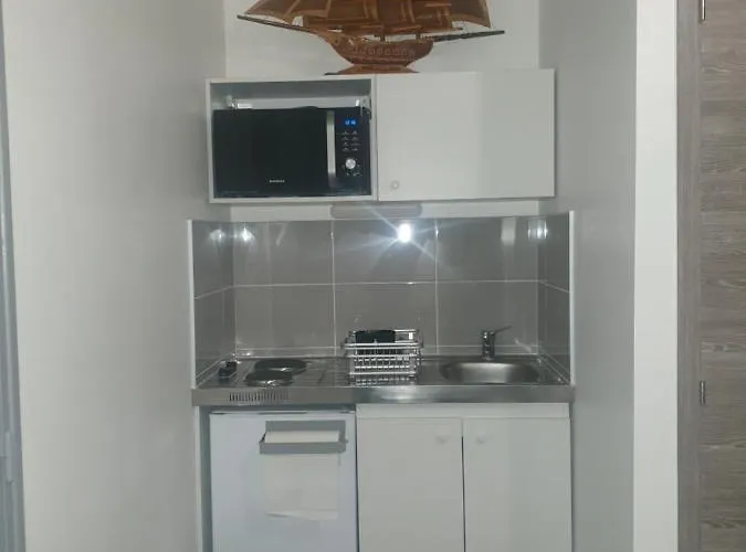 Guest house Meuble Au Rdc , Proche 3*