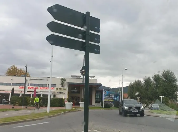 Guest house Meuble Au Rdc , Proche