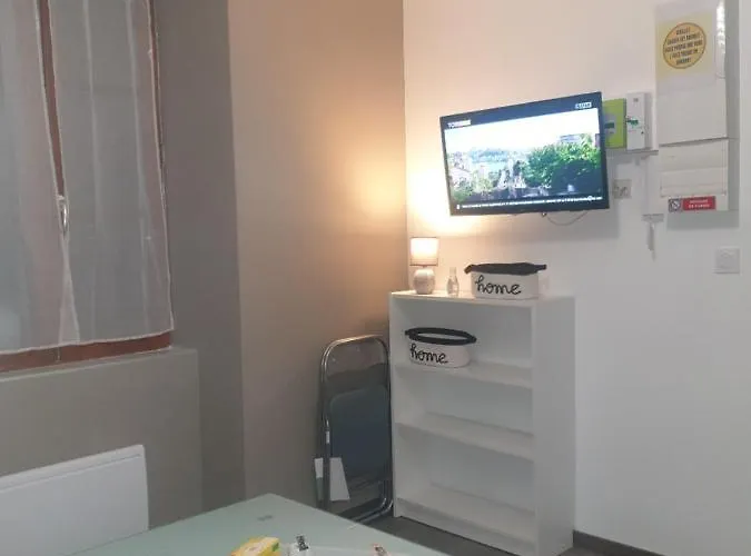 Meuble Au Rdc , Proche Guest house Aix-les-Bains